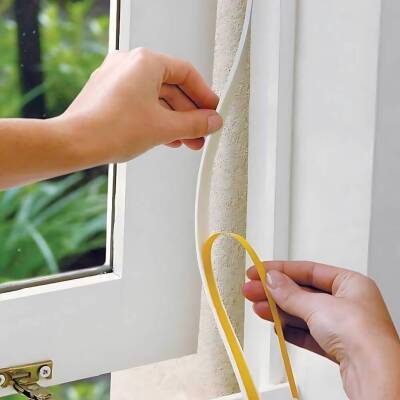 GreenLeaves Süngerli Pencere Bandı, 5m, Isı ve Ses Yalıtımı İçin İdeal - 3