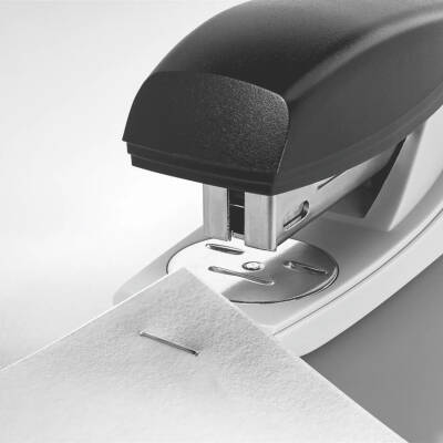 Leitz Mini Zımba Makinesi, 10 Sayfa Kapasiteli, No:24/6 Tel, Kırmızı - 2